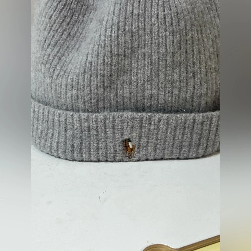 Polo Ralph Lauren 100% Merino Wool Gray Front Horse Logo Hat Beanie Winter Warm